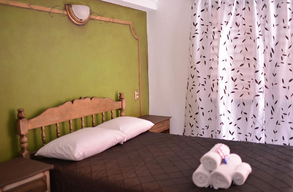 D'Margo Hotel Playa del Carmen Ruang foto
